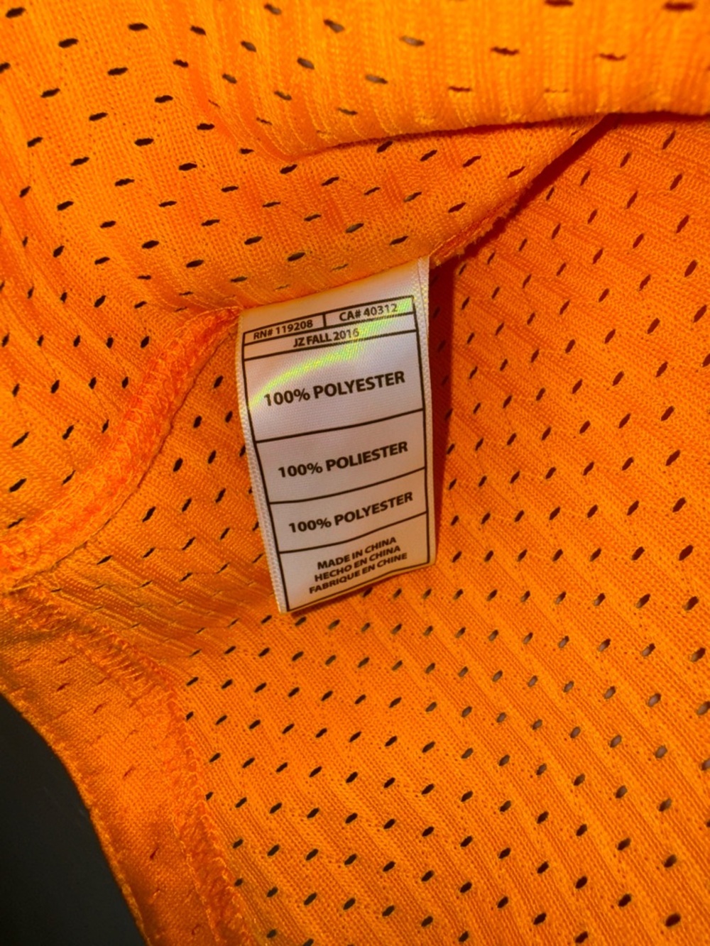 Mitchell & Ness Memphis Grizzlies Gold Mesh Button Jersey XXL - Picture 6 of 6
